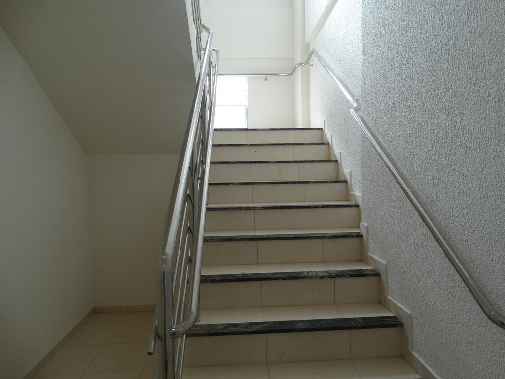 Apartamento Avenida F Бомбиняс Екстериор снимка